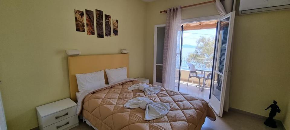 Ionian Mare Aparthotel Agios Ioannis Peristeron  Exterior photo
