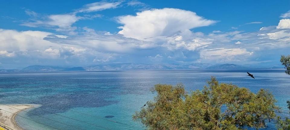 Ionian Mare Aparthotel Agios Ioannis Peristeron  Exterior photo
