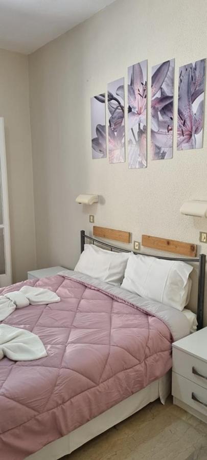 Ionian Mare Aparthotel Agios Ioannis Peristeron  Exterior photo