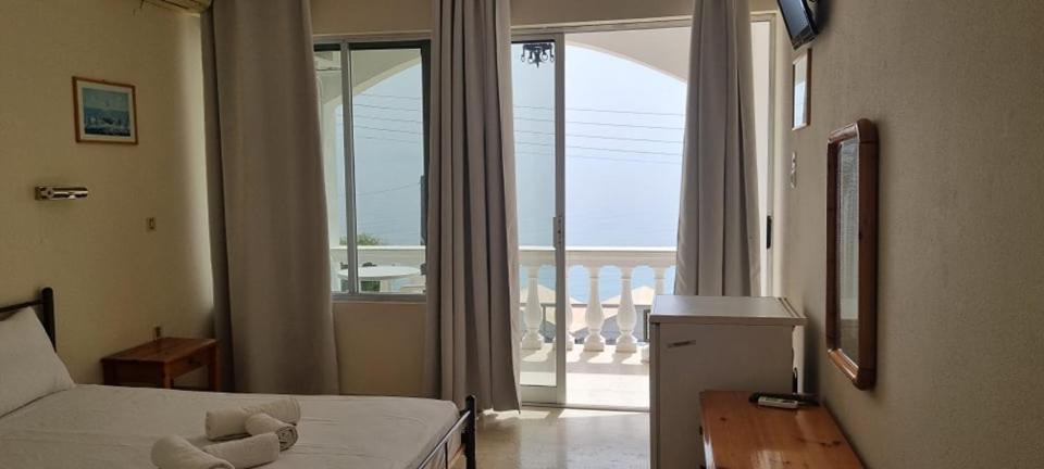 Ionian Mare Aparthotel Agios Ioannis Peristeron  Exterior photo