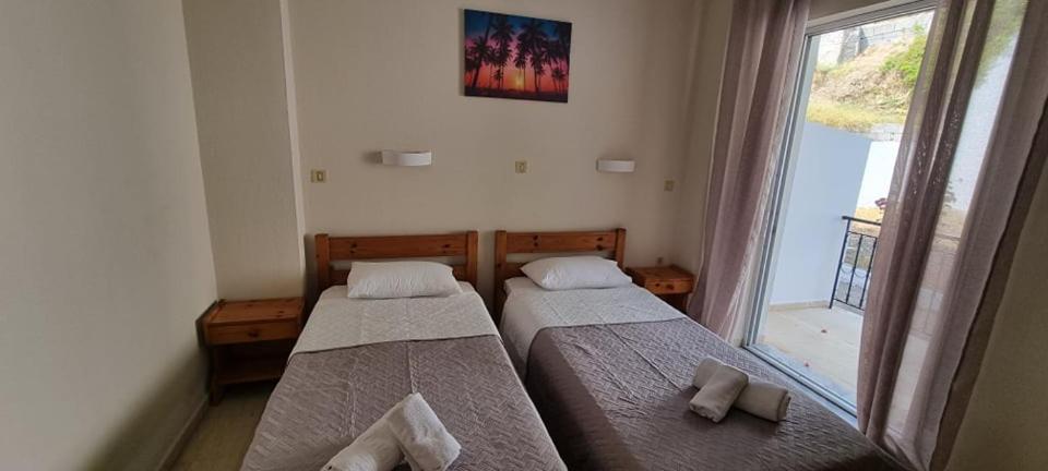 Ionian Mare Aparthotel Agios Ioannis Peristeron  Exterior photo