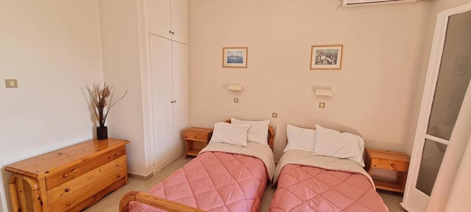Ionian Mare Aparthotel Agios Ioannis Peristeron  Exterior photo